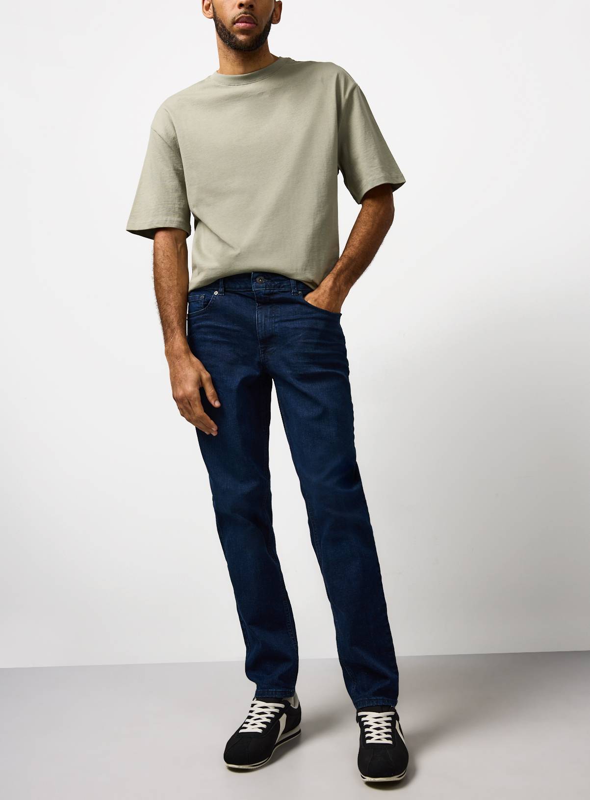 Dark Denim Slim Fit Jeans 44S - Image 1